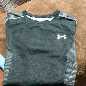 Under armor shirt